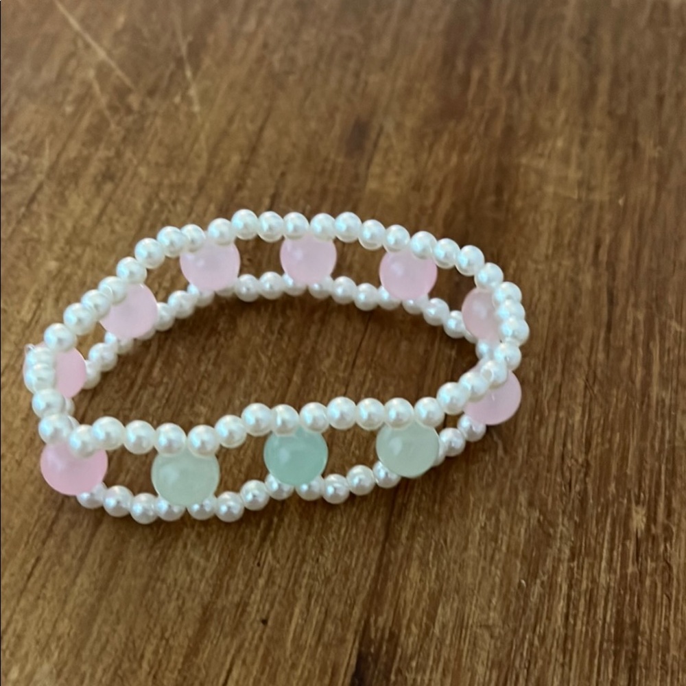 Pink and Green Beaded Bracelet jewelry